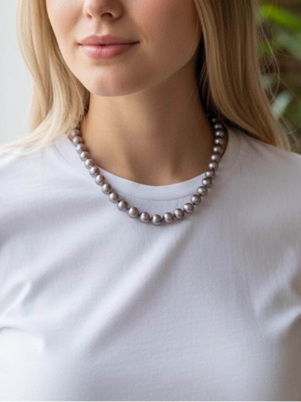 Vintage Carol Lee Gold Faux Pearl choker